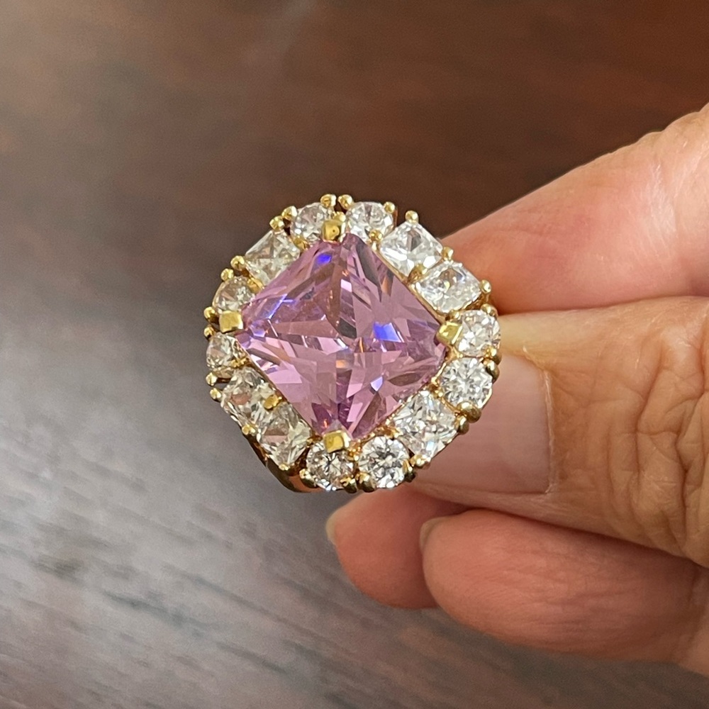 Imitation pink sapphire and diamanté gold tone cocktail ring - Picture 11 of 12